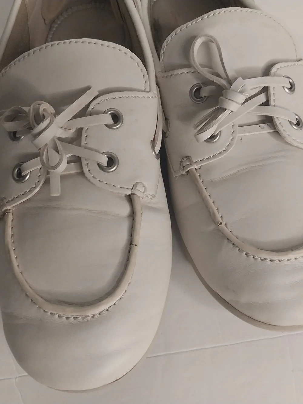 Tommy Bahama White Leather Espadrille Boat Shoes